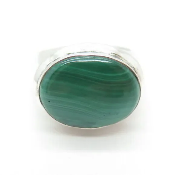 Elegant Malachite Green Stone Silver Ring - Picture 3 of 8
